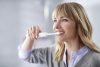 Philips Sonicare HX6483/UV Protective Clean 4700 Szónikus elektromos fogkefe, fehér-mentazöld + UV fertőtlenítő